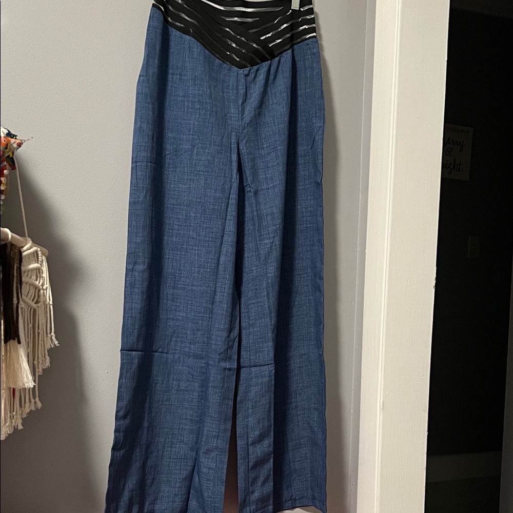 Chic Blue Wide-Leg Pants with Black Striped Waistband - Picture 1 of 5